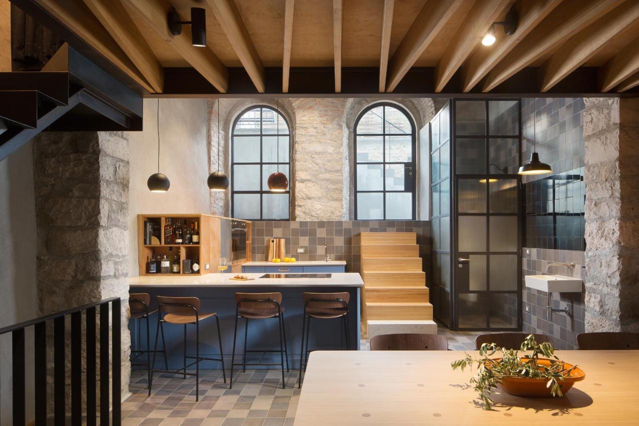 Apartma Vincent House *
