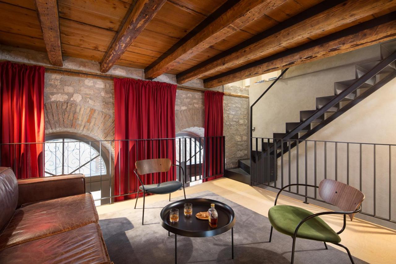 Vincent House Apartma